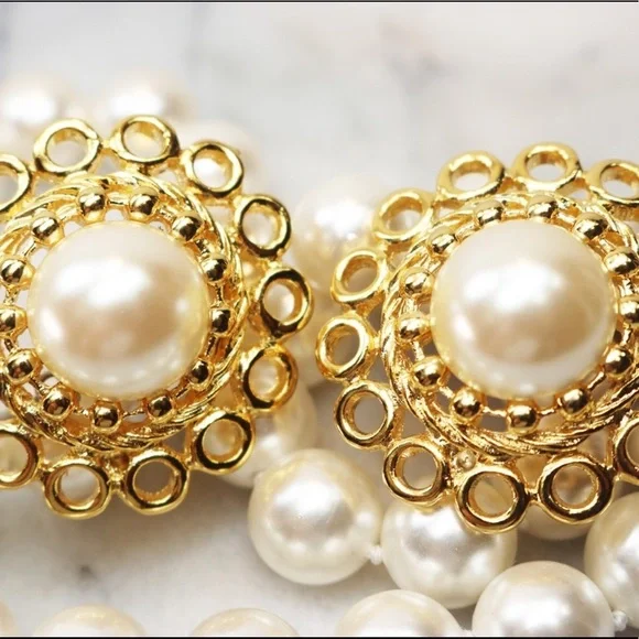 ⚜️ Vintage PAOLO GUCCI Pearl & Gold Earrings